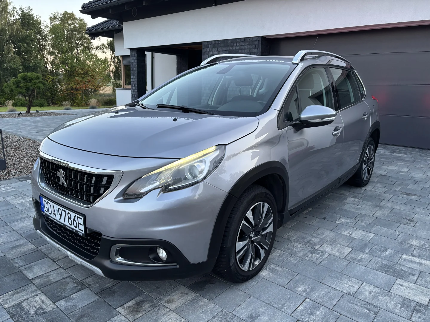 Peugeot 2008 — zdjęcie 1