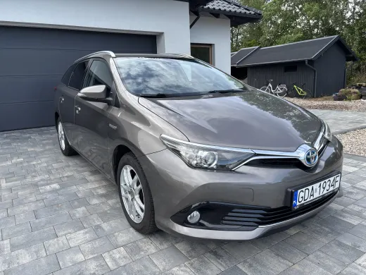 Toyota auris — zdjęcie 4