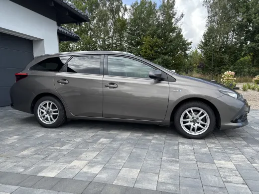 Toyota auris — zdjęcie 5