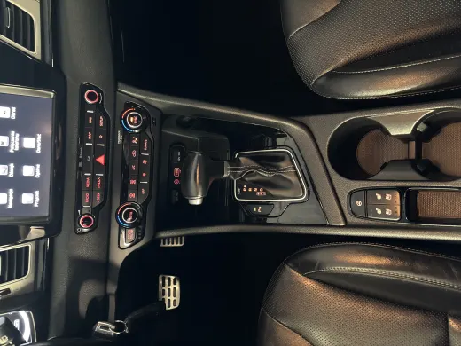 Kia Niro — zdjęcie 12