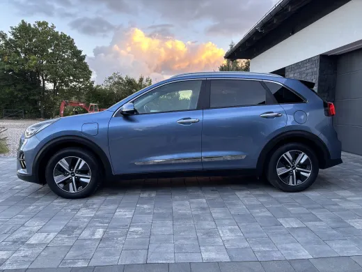 Kia Niro — zdjęcie 17