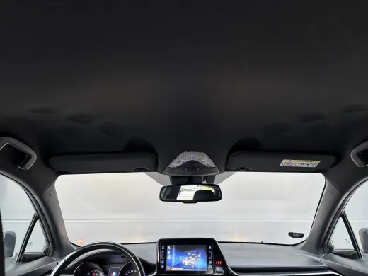 Toyota C-HR — zdjęcie 14