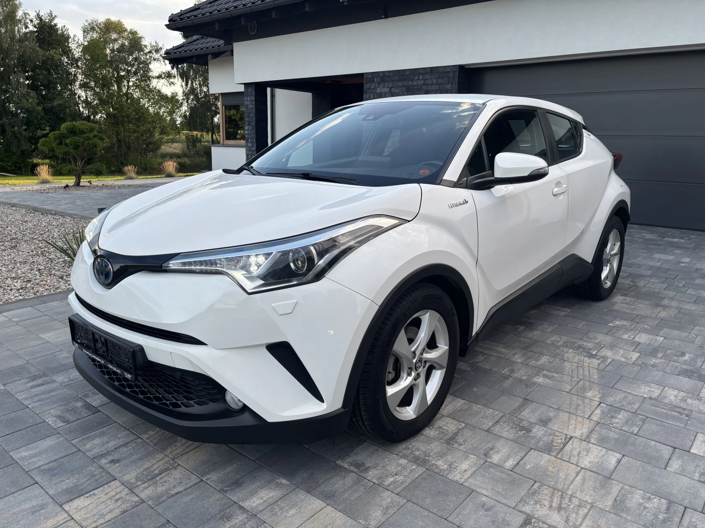 Toyota C-HR — zdjęcie 1
