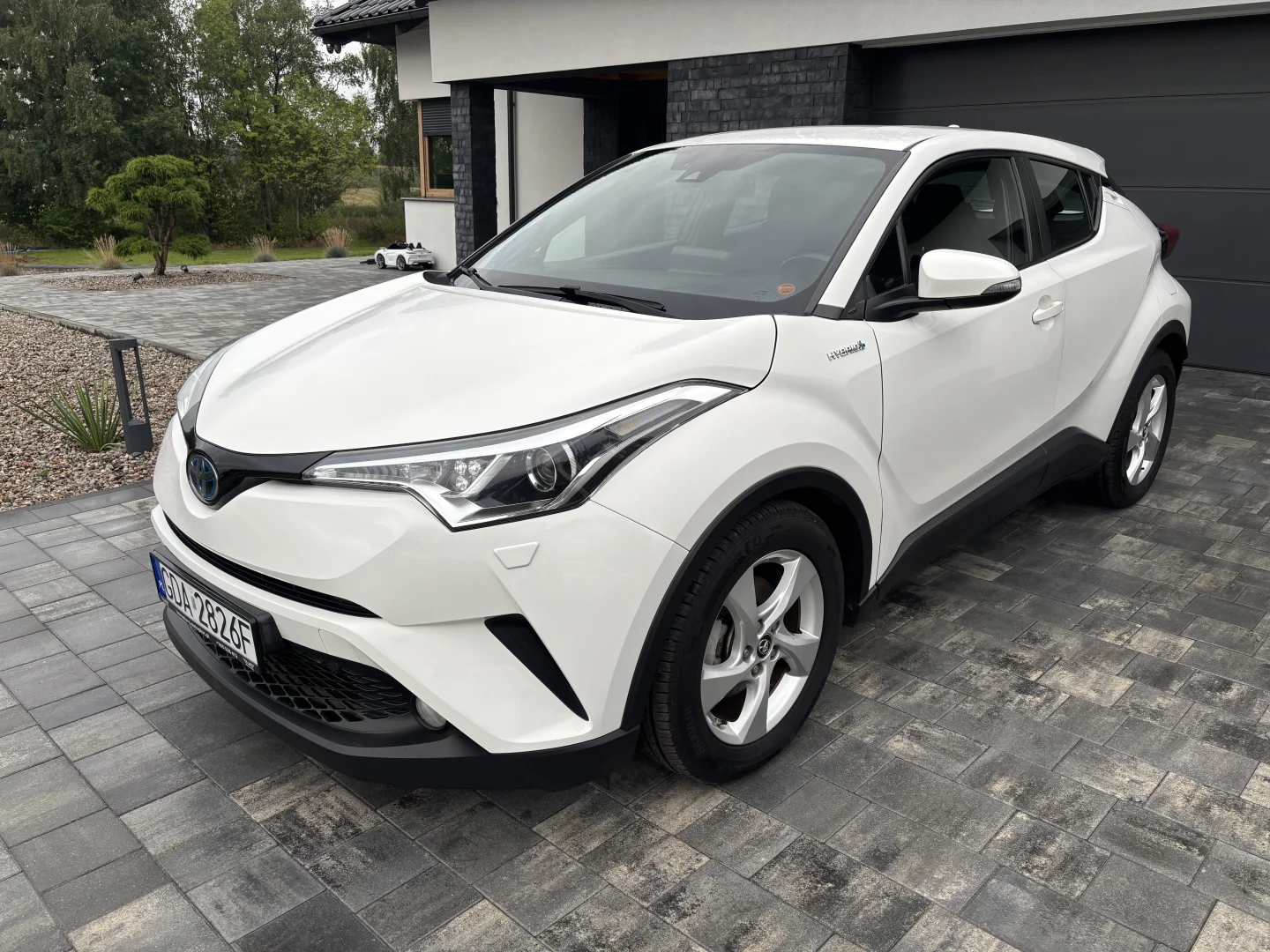 Toyota C-HR — zdjęcie 1