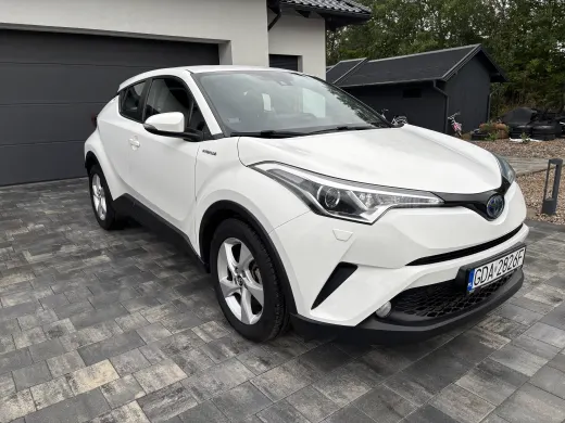 Toyota C-HR — zdjęcie 2