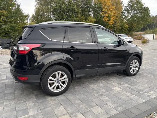 Ford Kuga — zdjęcie 2