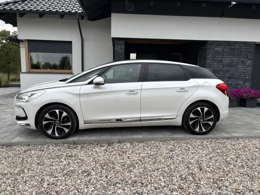 DS 5 — zdjęcie 2