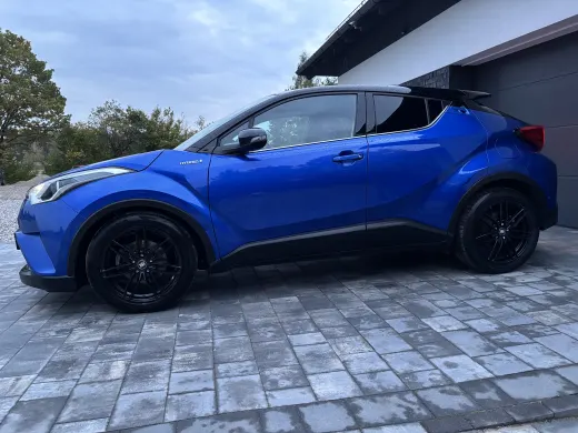Toyota C-HR — zdjęcie 4